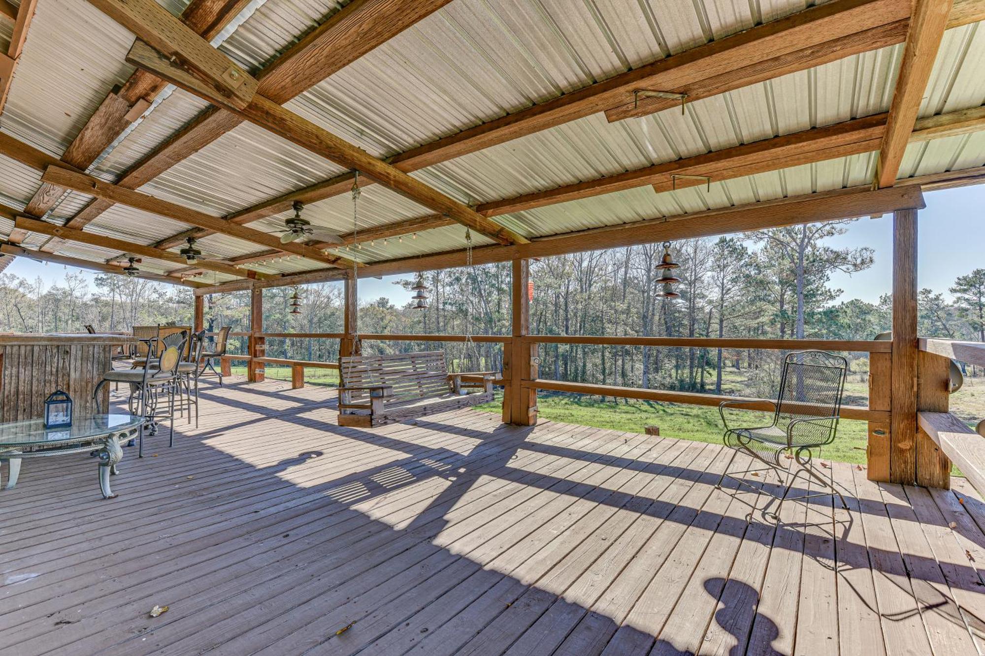 Pet-Friendly Opp Vacation Rental With Spacious Deck! Exterior foto